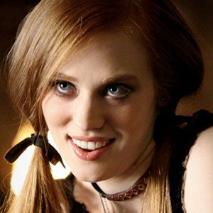 itsybitsynat's tweet image. #jessicahamby #queenoflouisiana #vampirequeen #louisianadistrict #red #redheadedvamp #babyvamp #newborn #bontemps #slattern