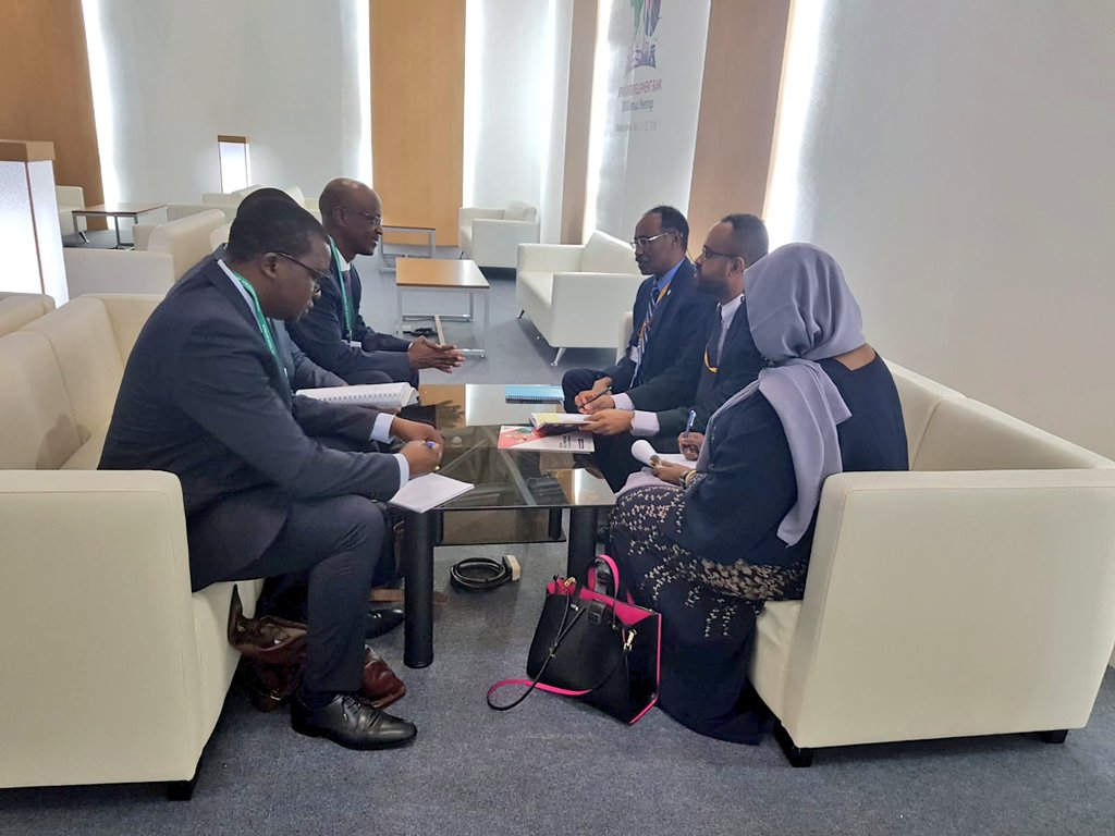 Had a fruitful discussion with the Director of the African Legal Support Facility (ALSF) during #AfDBAM2018 on strengthening Somalia's legal framework in key economic sectors to increase capacity, investment & revenue. Strengthened the legal frameworks will accelerate development