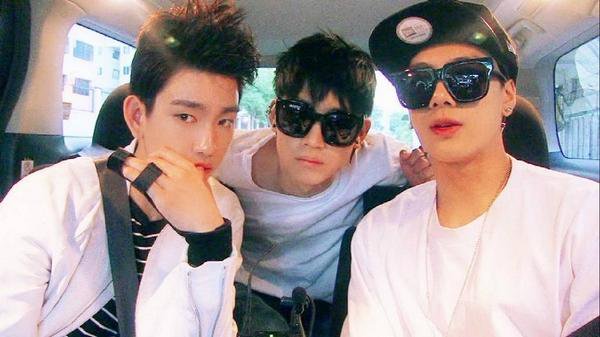 Jaew_xcix's tweet photo. นึกถึง #JJJProject สมัยนู้น5555555555555555555
#JB #JacksonWang #Jinyoung
#PremiosMTVMiaw
#MTVLAKPOPGOT7
#GOT7 @GOT7Official https://t.co/LOC0GVcWBB