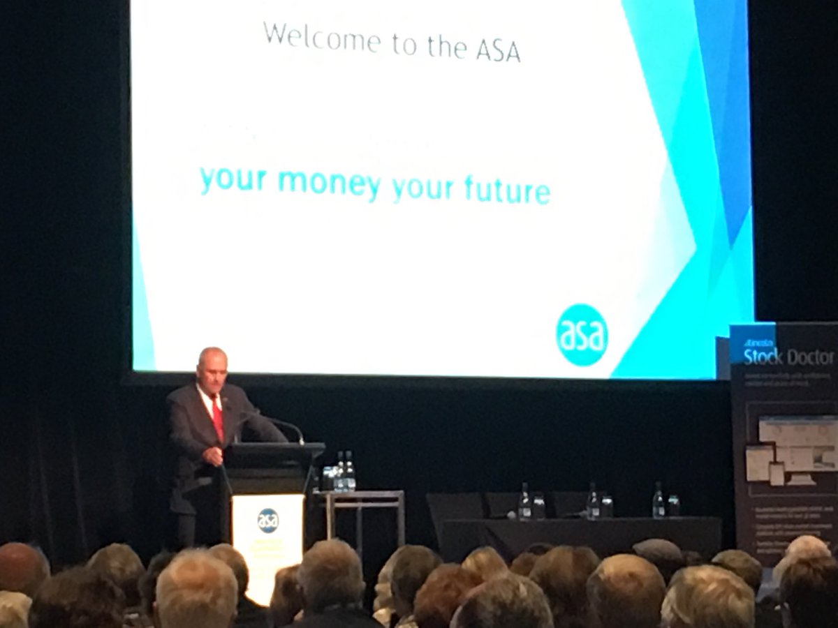 MayneReport's tweet photo. Ken Henry delivering keynote at #ASAconference2018 - feels like all 357 delegates are at the Sydney Sofitel - plus plenty more. https://t.co/CirGTNc4ma