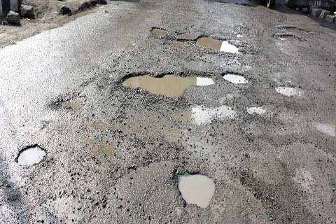 mschoudhary50's tweet photo. #Peeri, Kotedhara residents irked over dilapidated roads, stage protests
https://t.co/5b8a2WgLdY https://t.co/6tZvcmL03t @JKgrievance