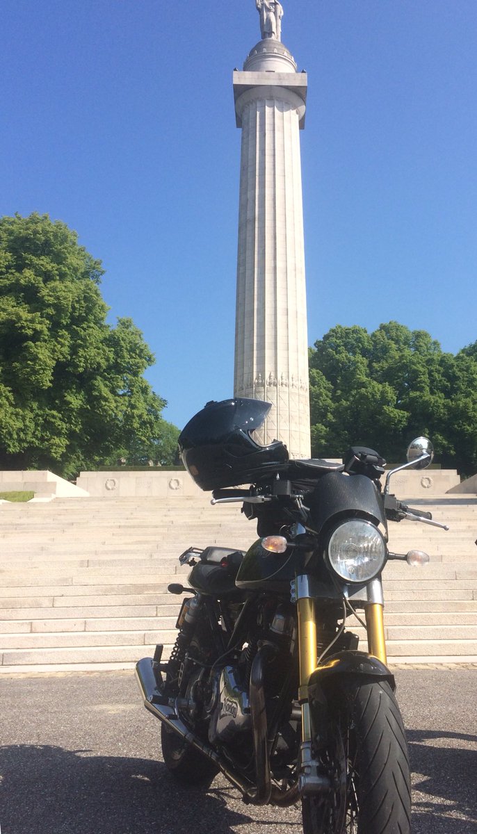 NortonTrip66's tweet photo. #ww1 #verdun #kia #mia #ambc #freddiestowers  the lack American soldier who received #medalofhonour over70 years later ! #montfaucon #americancemetary ,visited on #Norton961 , ASTONISHING casualties @AmericanLegion @FreddieStowers @madefromWW1 @ww1cemeteries @BikerEntourage https://t.co/u86u1SFLh7
