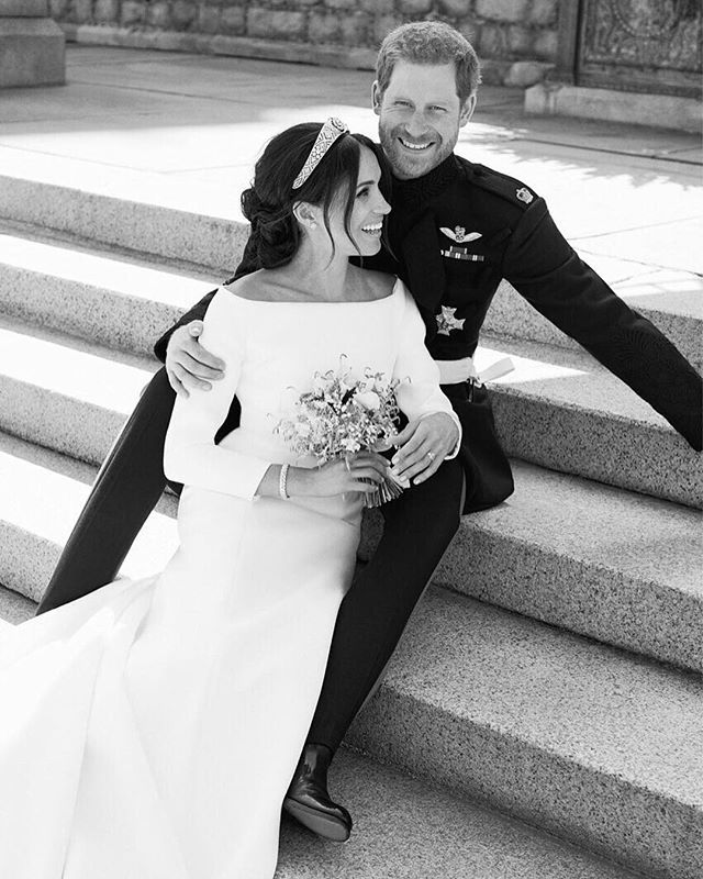 PatriziaCilli's tweet photo. L O V E * *
*
Via @kensingtonroyal
#RoyalWedding #wedding #wedding2018 #love #meghanmarkle #happiness #happiness #blessings #pcbrides #beautiful #weddingphotography #weddingdress #blessings https://t.co/l3INvzGW9H https://t.co/kOpDQ24ou5