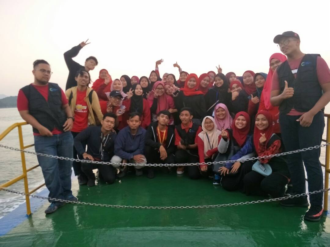 restuintcollege's tweet photo. Jutaan terima kasih pd semua yg menjayakan Program Jom Ke Pangkor pd 17 March-18 March. Syabas dan tahniah untuk semua!
Mohamad Syazmein B. Mohamad Shuhaini
(Presiden Islamic Art Pangkor Club RIC
#RestuInternationalCollege
#RestuCollege https://t.co/6opjLwPShS