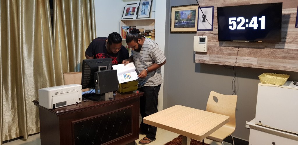avasmv's tweet photo. 'Lock-n-Roll' the real-life RPG proves a hit with locals https://t.co/dcH7cV8qMQ https://t.co/h8PwoLajDa