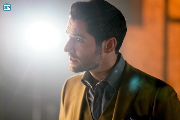 lucibloody's tweet image. could he be any more handsome??????

#SaveLucifer #PickUpLucifer