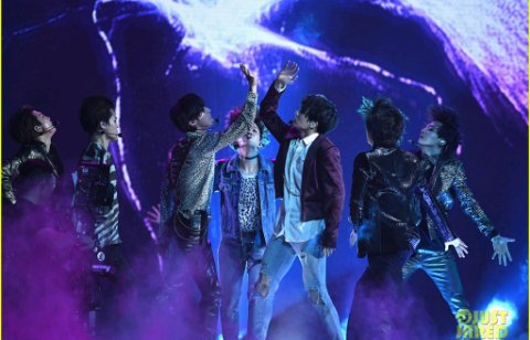 Bts love yourself her. бтс festa. любимые бтс. любимые бтс. Bts обнимаются.