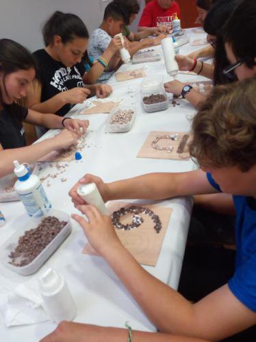 LiceoHispano's tweet photo. Los alumnos de 1º de ESO  visitamos en el municipio de Llíria restos de la época romana. https://t.co/kCQRyFfAik  #educacion #comunidadvalenciana https://t.co/qSnDomPNCx