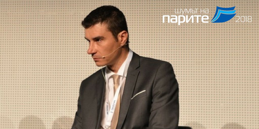 Profit_bg's tweet image. Търговията с ДЦК върви с очаквани обеми, каза Иван Такев, изпълнителен директор на Българска фондова борса (БФБ), попитан как стоят нещата с държавните ценни книжа към днешна дата, по време на деветото издание на Шумът на парите.
#SoundOfMoney2018
profit.bg/ivan-takev-tar…