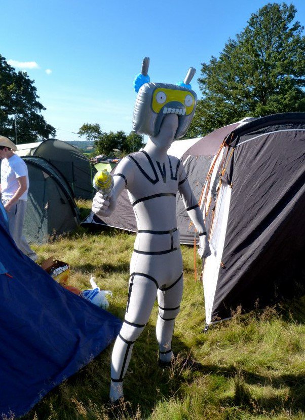 Russell_Arnott's tweet photo. Super excited about @ElderflowerFest with @BrightonScience this wknd!
In keeping with "Animals & #Robots" theme, I'm bringing the @incredoceans @WorldCetacean orca for the Saturday & whipping out my #robot costume & water rockets for the Sunday!
🤖🚀🏴☠️🐬
#festivalscience https://t.co/an7mrMmdtk