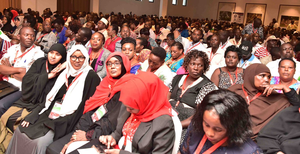 WilliamsRuto's tweet image. We encourage counties to do more in formulating legislation to reduce the cost of doing business in their units, improve competitiveness and bring in new investments.