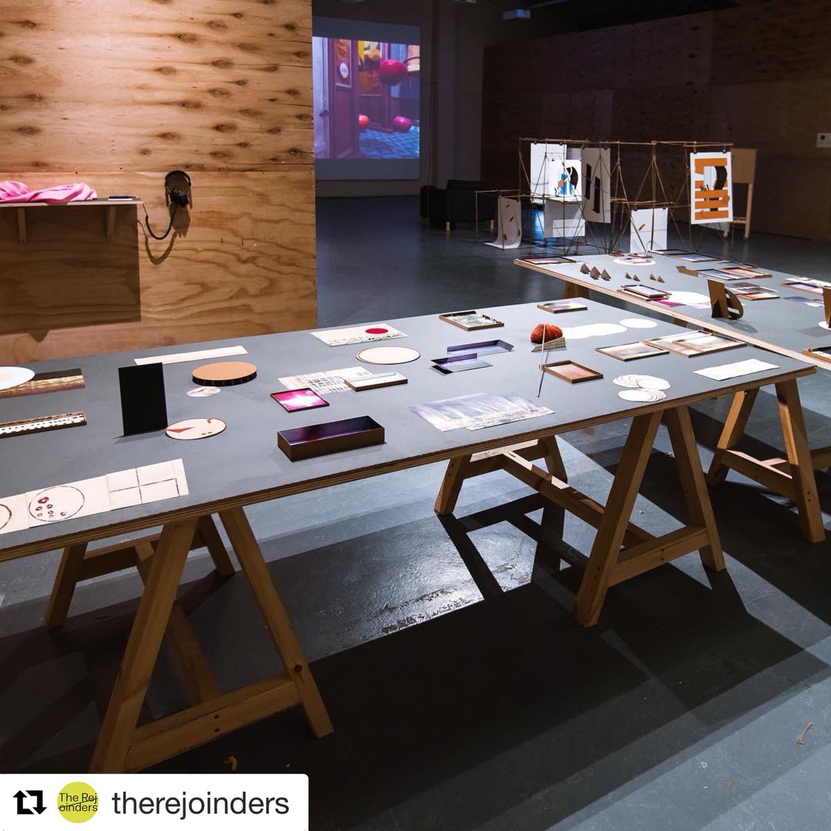 Rujuta Rao, ‘Work in progress’ 2018.

Visit @g39cardiff before 2nd June. #exhibition #artistresidency #indiawales <a href="/WAICymruWales/">WAI Cymru Wales</a> <a href="/BCouncil_Wales/">British Council Wales</a> 👀
📸: Polly Thomas.