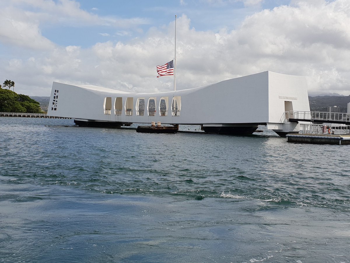 _Stacey1987's tweet photo. Today I got to see Pearl Harbour in person and it was one of the most incredible days of my life. #TickedOffTheBucketList https://t.co/AtMvtRl9LP