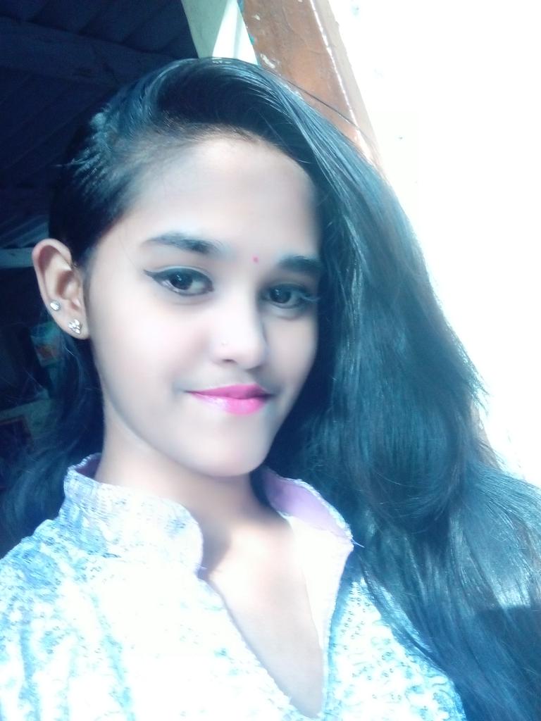 LahuPriya's tweet photo. My name is priya me salman khan ki bahut badi fan hu https://t.co/hXhxlzFnwV