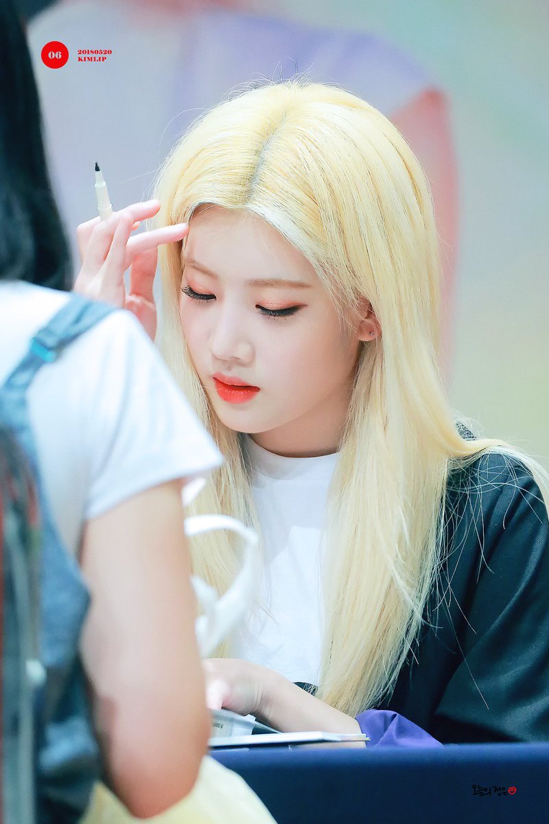 오늘의 정은 tweet media