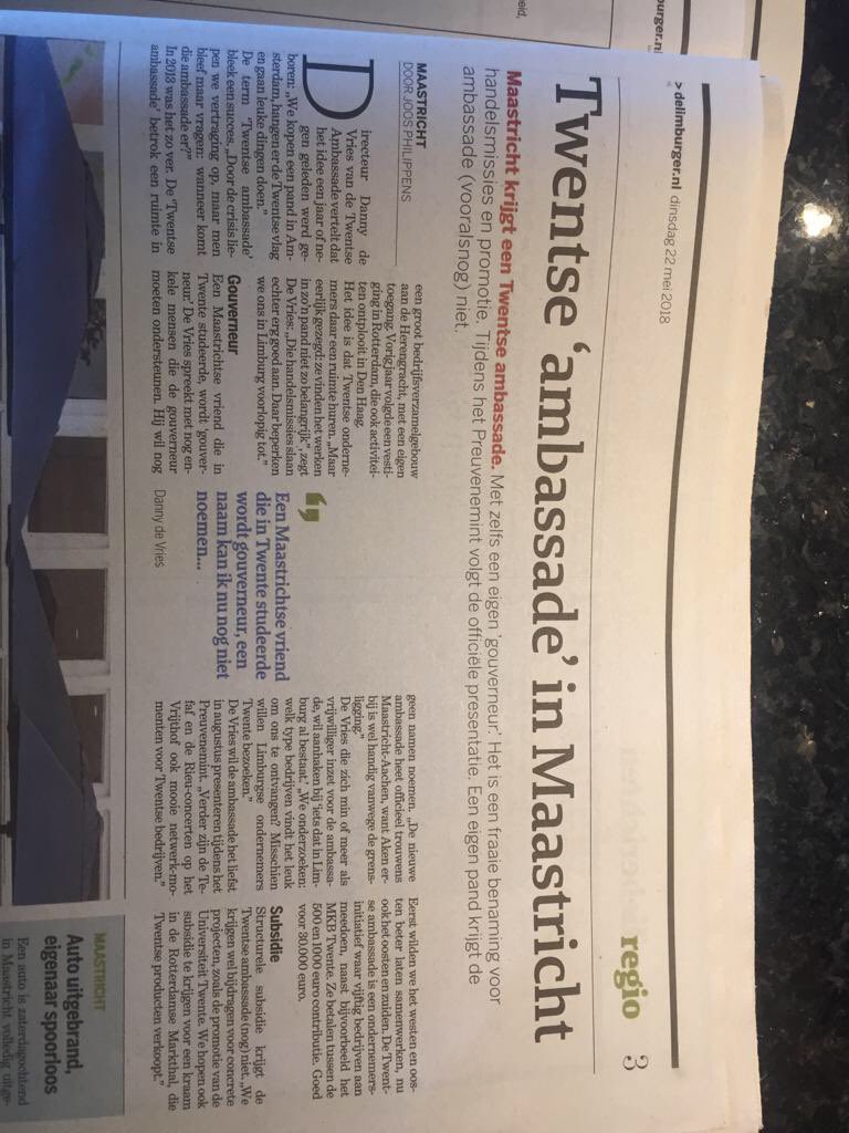 AmbassadeTwente's tweet photo. Ondertussen in Limburg... :-) #maastricht #aachen Vandaag mooi artikel te lezen in @delimburger. Samen een win-win situatie creëren voor Oost- en Zuid-NL! Dat is ons doel. #twentseambassade #twente https://t.co/PzIlHRw3Ia