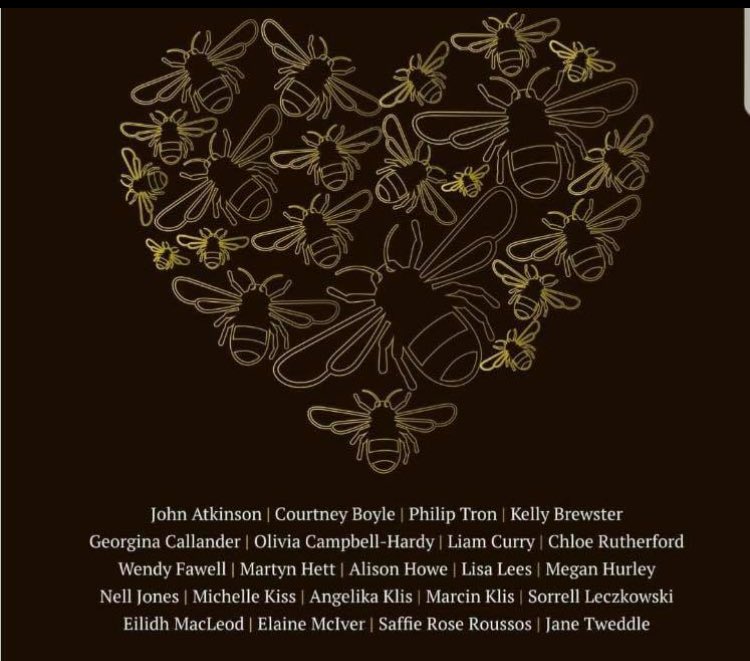 katie902012's tweet photo. Thinking of them 🐝 one year on.... #manchesterforever #alwaysremember https://t.co/H9U5pMqfH1