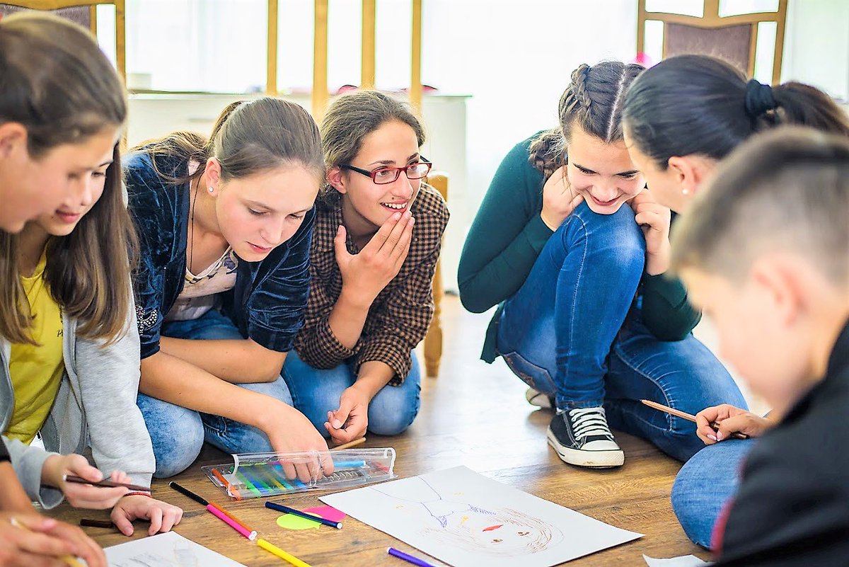 TdhEurope's tweet photo. 📆 June 1 to 4, 2018

Join our #Innovation #Bootcamp in #Budapest! We are looking for experts to help us develop two projects - "Living together" and "AdvantAge".

Apply your creativity, knowledge, and skills in a meaningful way.

Details on our website 👉 https://t.co/DDc9QW7Cda https://t.co/B7gavqVcqY