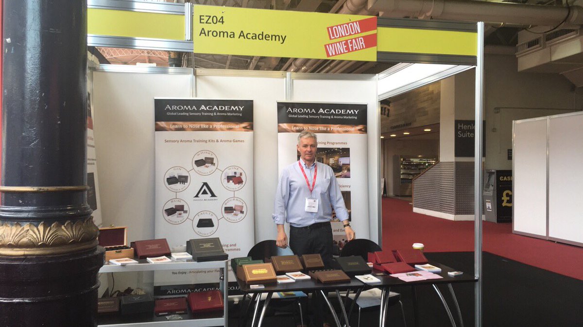 VinusWine's tweet image. Sunny London! We are GO for @londonwinefair day 2 - do come &amp;amp; talk aroma kits with me &amp;amp; Alan Gordon stand EZ04 in the education zone: #wine #winefaults #whisky #gin #rum #bourbon @aroma_academy #LWF18