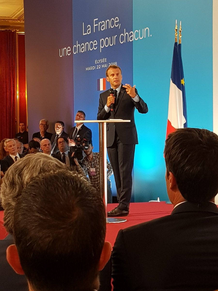 corinne_versini's tweet photo. Politique de dignité et d'émancipation pour la politique de la ville #laFranceUneChance #banlieues https://t.co/yfRg2ABTAq