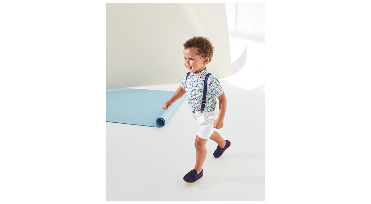 nextofficial's tweet photo. NEW collections means he can walk in to #HalfTerm like... 👇😏
https://t.co/UFiic3wSAB https://t.co/arUaTi4xuy