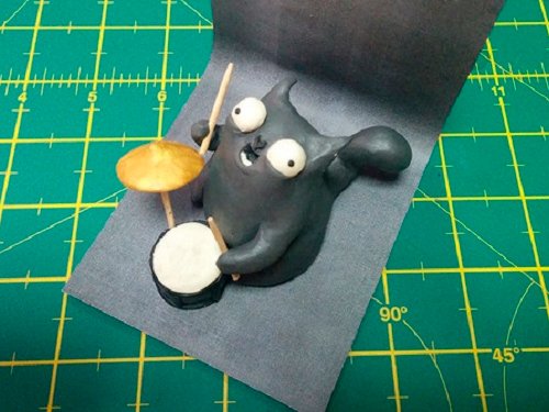 QuantumTechConf's tweet image. 🥁 A group of scientists from Australia and Britain created a #quantum analogue of the drum, which is similar to the Schrodinger&apos;s cat. Researchers have studied how a &apos;drumstick&apos; made of light could make a microscopic &apos;drum&apos; vibrate and stand still at the same time.