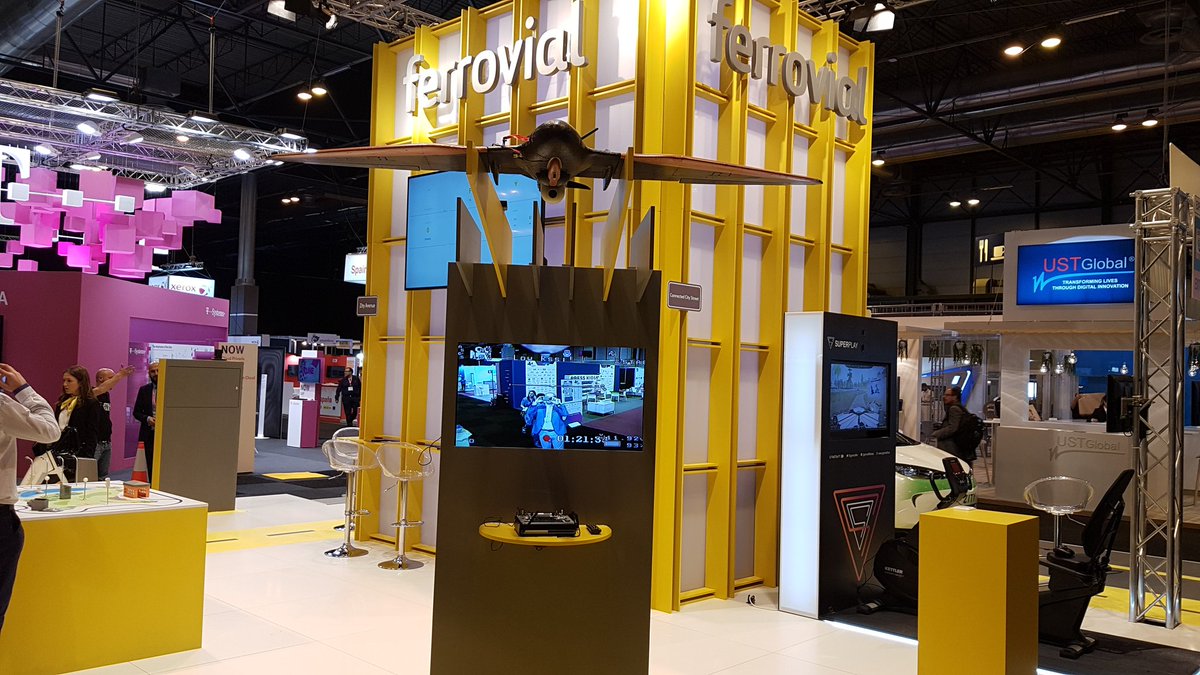AeroToolsUAV's tweet photo. Our fixed-wing drone AF1 performing well even in Exhibiton-Mode,  surrounded by innovation and great applications for traffic, mobimity &amp; industry at @ferrovial_es booth. See you at #DES2018 @DES_show https://t.co/j2fcODzOj0