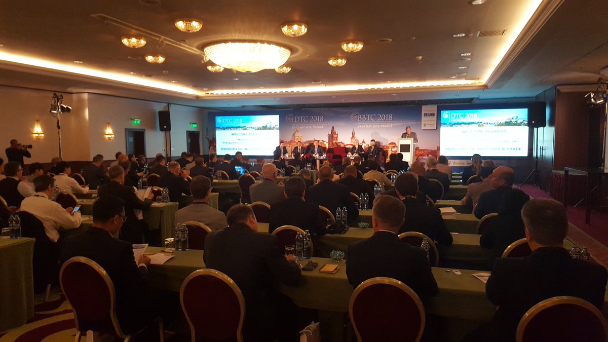 EuroPetro's tweet photo. [2/3] Followed by opening notes by Mr. Miroslav Vrba, Energy Advisor to the Deputy Minister of Industry &amp; Trade of Czech Republic 🇨🇿and by Mr. Stefan Chapman, Vice President, @EuroPetro 
#IDTC18 #BBTC18 #downstreamoilandgas #refining #petrochemicals #technology #strategy https://t.co/je6s0CKZg5