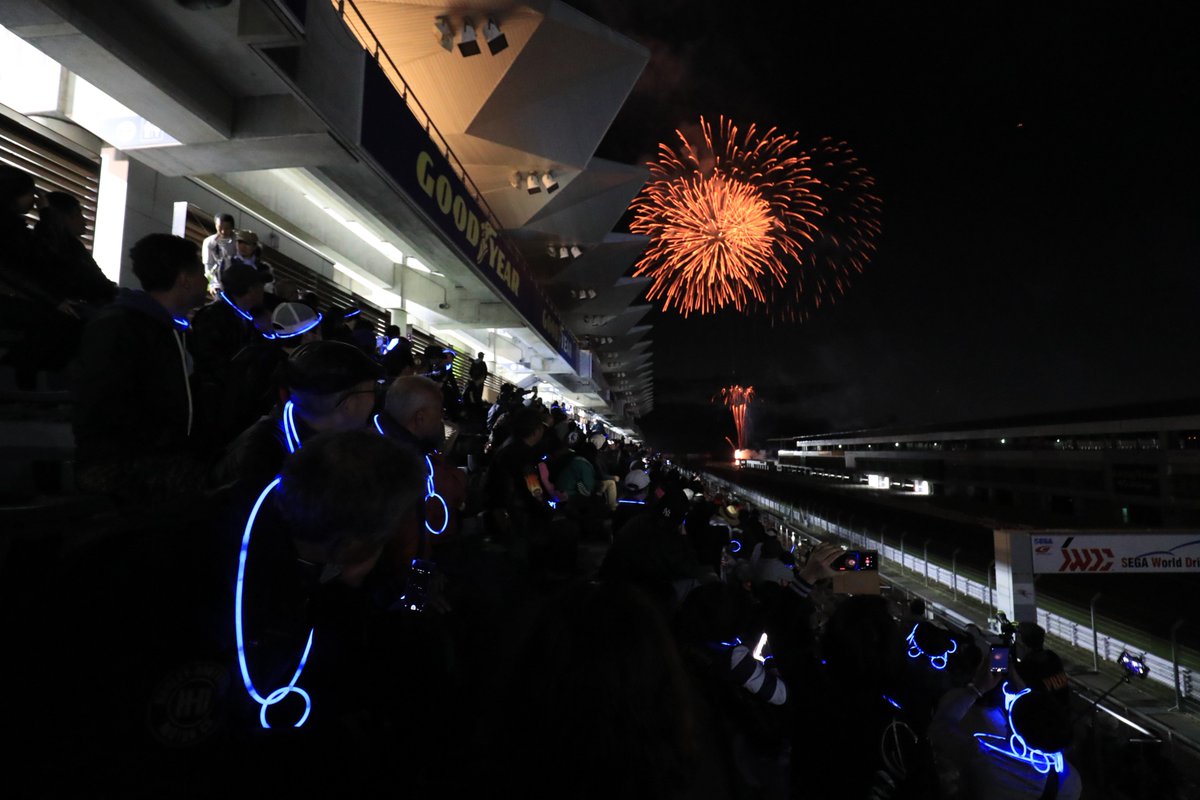 HOGJPEvent's tweet photo. Blue Sky Heaven 2018
Thank you, friends
#ブルースカイヘブン #ハーレー #ハーレーダビッドソン #ブルスカ2018 #ブルスカ #富士スピードウェイ #hogマガジン #hogjapan #hogmagazine https://t.co/T06bpmktwN