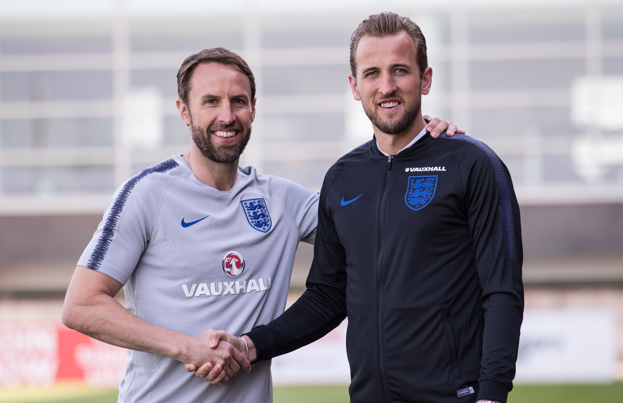 Chốt thay thế Ruben Amorim, HLV Gareth Southgate lập tức đưa Harry Kane về Manchester United?