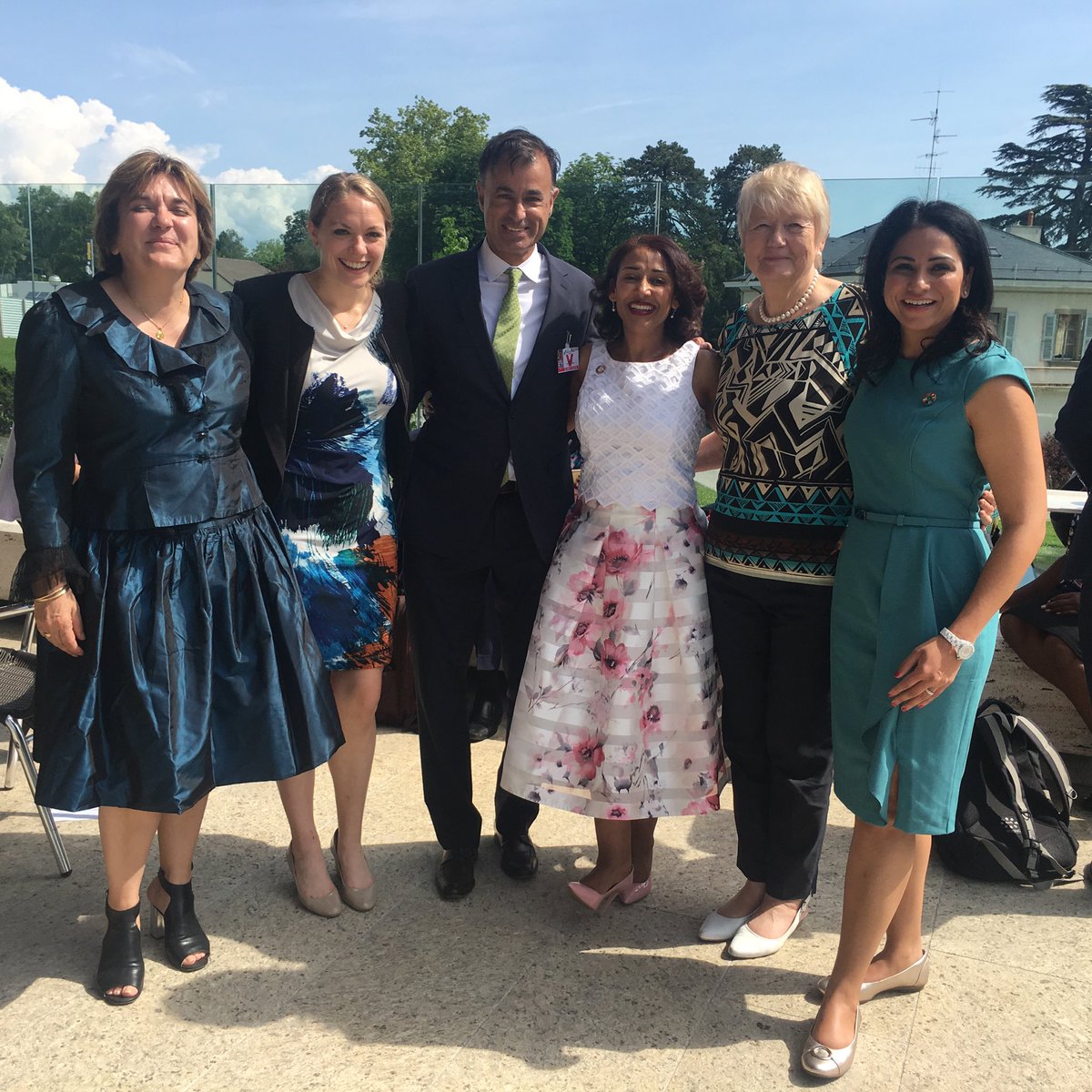 Keith Martin MD (@keithmartinmd) on Twitter photo Great to meet with these outstanding leaders in global health at #WHA71 : <a href="/asoucat/">Dr Agnes Soucat</a> <a href="/DrSenait/">Professor Senait Fisseha</a> <a href="/IlonaKickbusch/">Ilona Kickbusch</a> <a href="/RoopaDhatt/">Dr. Roopa Dhatt</a> cc <a href="/CUGHnews/">CUGH</a> <a href="/WHO/">World Health Organization (WHO)</a> Great to meet with these outstanding leaders in global health at #WHA71 : <a href="/asoucat/">Dr Agnes Soucat</a> <a href="/DrSenait/">Professor Senait Fisseha</a> <a href="/IlonaKickbusch/">Ilona Kickbusch</a> <a href="/RoopaDhatt/">Dr. Roopa Dhatt</a> cc <a href="/CUGHnews/">CUGH</a> <a href="/WHO/">World Health Organization (WHO)</a>