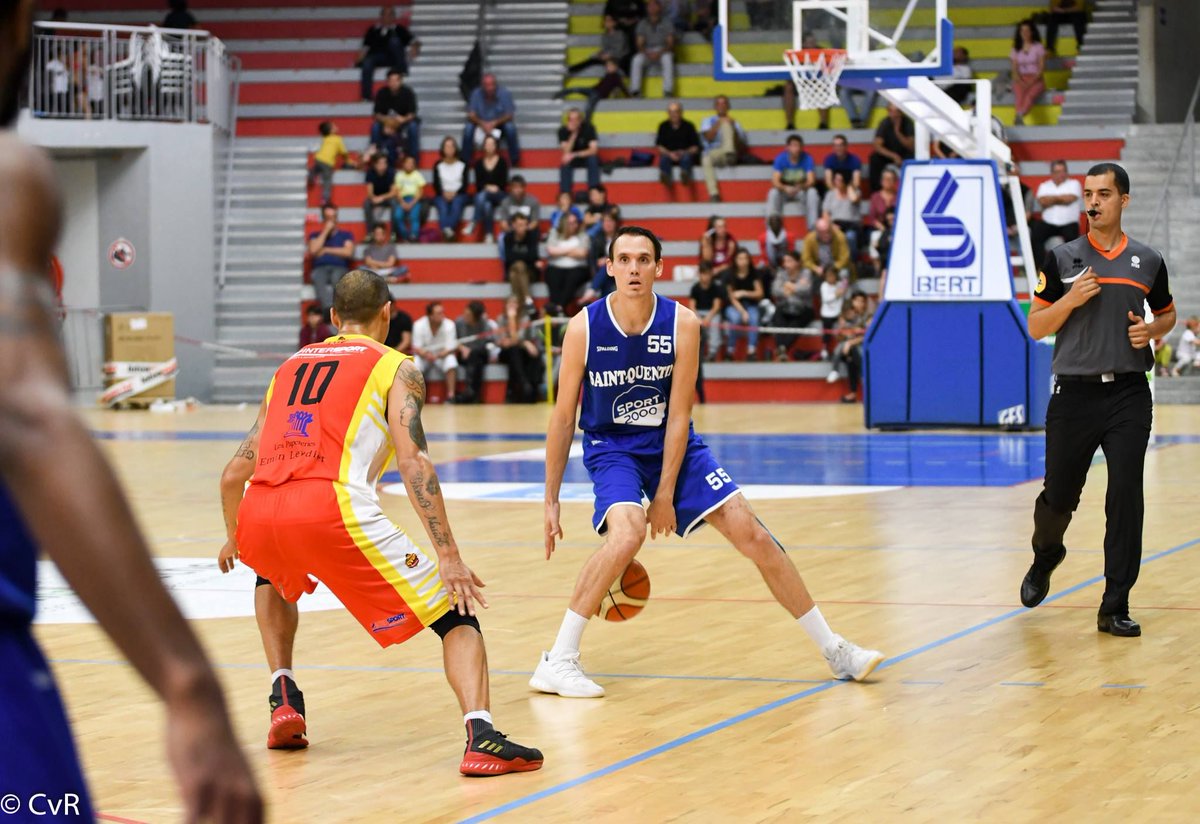 En piste pour les 1/2 finales #NM1 pour le <a href="/SQBB_Pro/">Saint-Quentin Basket-Ball</a>, @ubcmbasket, <a href="/CepBasket/">CEP LORIENT BREIZH BASKET</a> et <a href="/SOM_Boulogne/">SOMB</a> 🏀

Bonne chance à tous ✊🔥
bit.ly/2kgeCfn