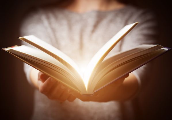LukePervan's tweet photo. The best #salespitch is a story. Find out how to tell a great one in this blog. https://t.co/fnKVbGt8gU https://t.co/LkX8effmro