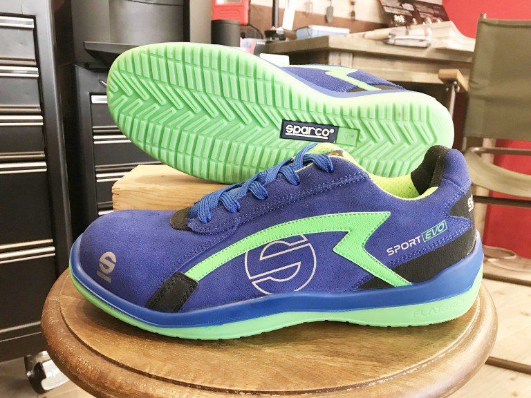 FACTORYGEAR_Int's tweet photo. The new model of SPARCO safety shoes which is superior than old model has arrived at CONCEPT STUDIO TOKYO.
https://t.co/tHIIr3K7w6
#factorygear #shoes #sparco https://t.co/7SVCMwSx6r