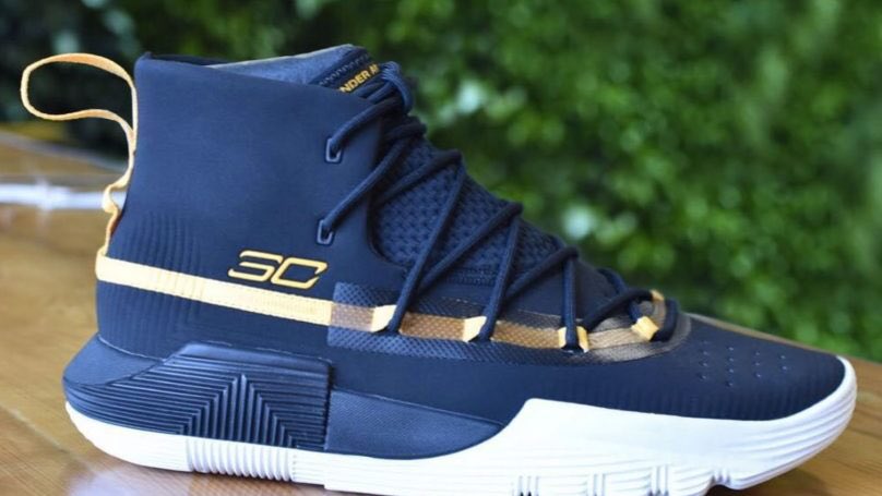 abeabe30's tweet photo. 《UNDER ARMOUR》
Curryシグネチャーシリーズ”Curry 3ZERO”の第2弾が発売されるようですね。

8月頃の発売予定。
日本での発売もおそらくあります。

欲しい方は是非。 https://t.co/iMZaj22Bs5