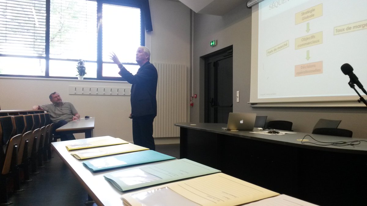 IUTME_Gaco's tweet photo. 4 jours de formation à la #Création d’entreprise par la #Simulation pour les étudiants de l’ #IUTdeMoselleEst LP #Entrepreneuriat @lpamforbach #CréaIUT #CréaSim cc @lesIUT @RemondPhil https://t.co/NDge26n1dA