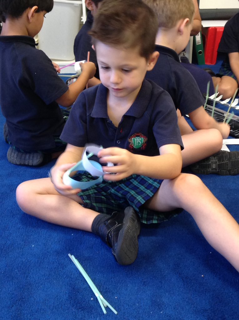 JPS_FS2's tweet photo. A little bit of child initiated learning in FS2F. After reading the little book of science the children decided that they wanted to make zappy zoomers! https://t.co/0fXXyU5jKr