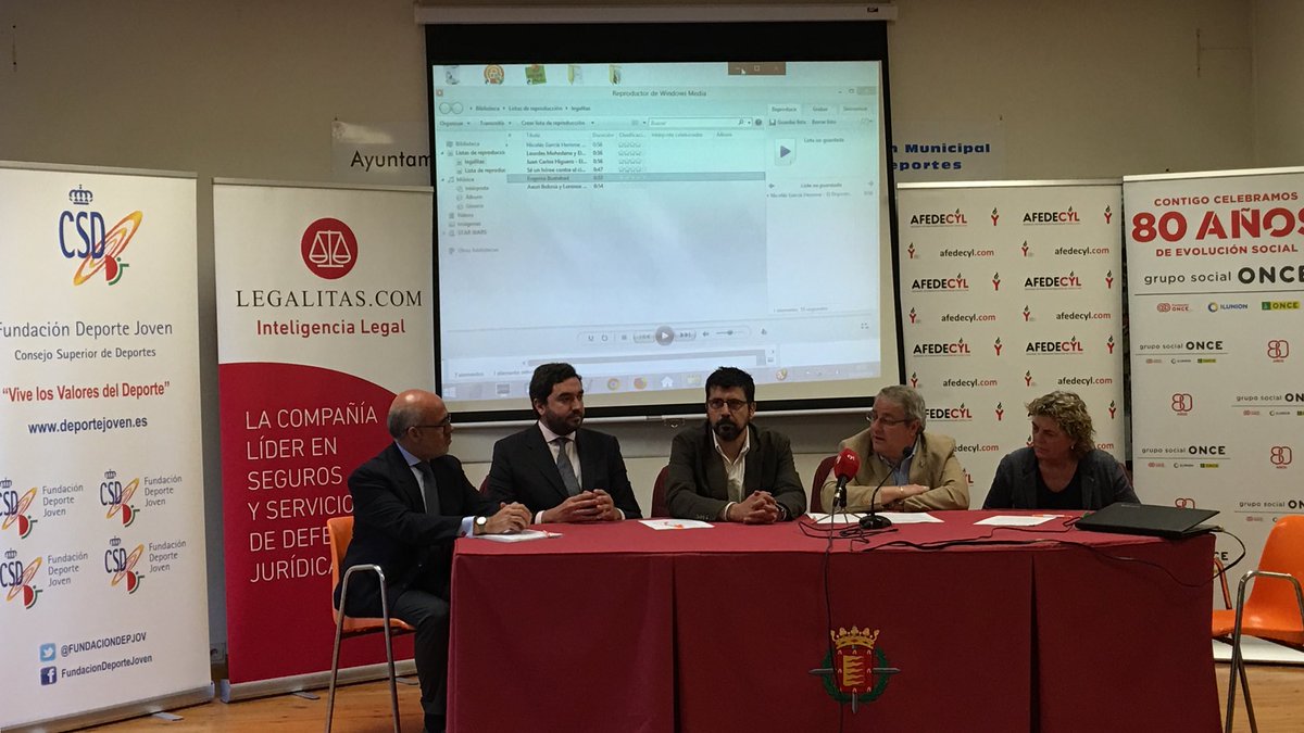 El concejal de #Deportes, @alberbustos, asiste a la firma del convenio 'El deporte español por la seguridad en internet' entre #FundaciónDeporteJoven, @deportegob, @Fundacion_ONCE, @Legalitas_ES y @afedecyl