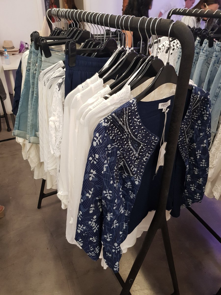 EFE_estilo's tweet image. La marca de ropa para chicas #curvy, @ms_mode, presenta sus tres nuevas lecciones #Some,  #FSTVL y #DressToImpress bajo el lema #FreeTheBeauty