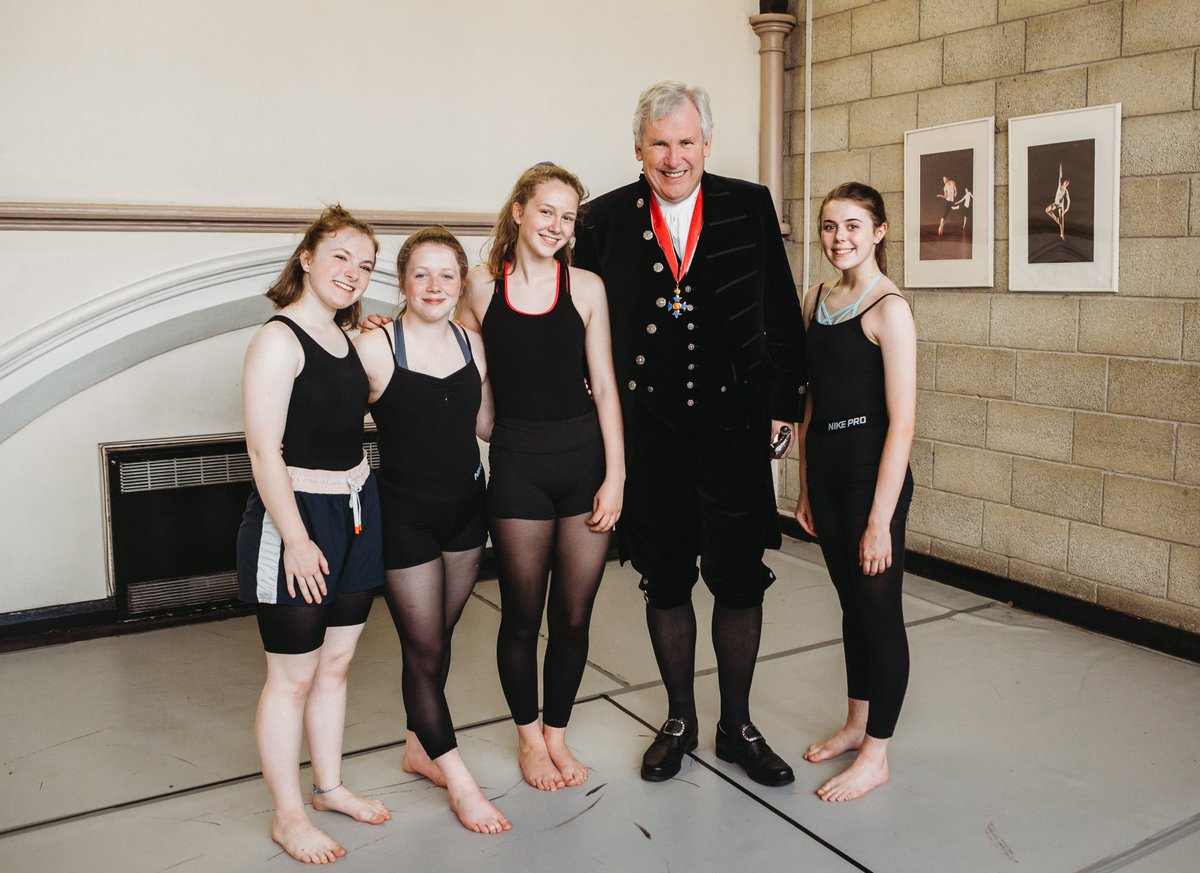 Great day yesterday with so much happening but a lovely ending with a visit from the #highsheriff #community #creativecurriculm <a href="/paulcallaghan/">paul callaghan</a> <a href="/suewilson/">Sue Wilson</a> <a href="/PDTeducation/">Phoenix Education</a> <a href="/Martssmart/">Martin Hylton</a>