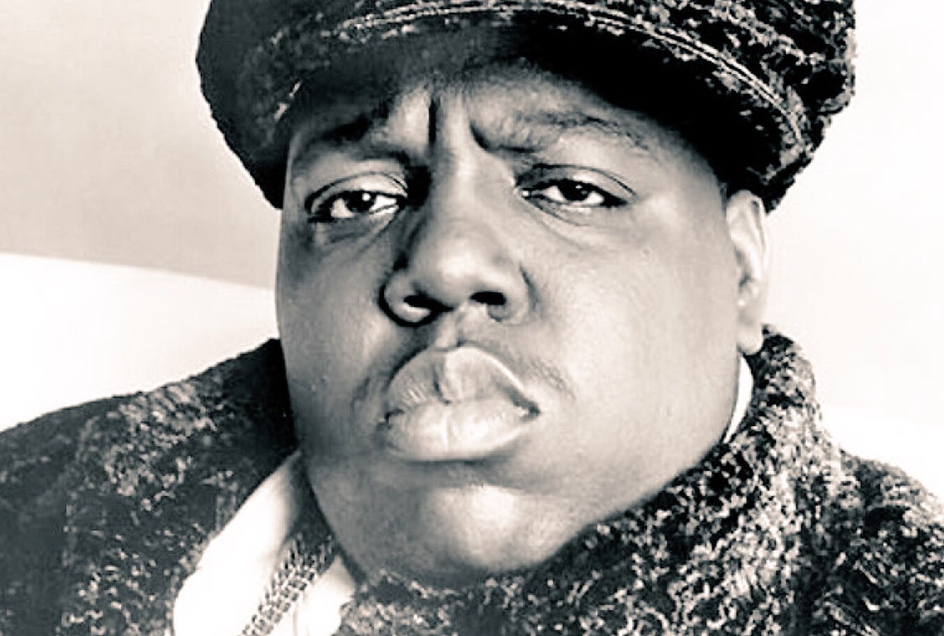 Happy birthday to The Notorious B.i.G.
What\s your favorite song of his? 
and tag a friend 