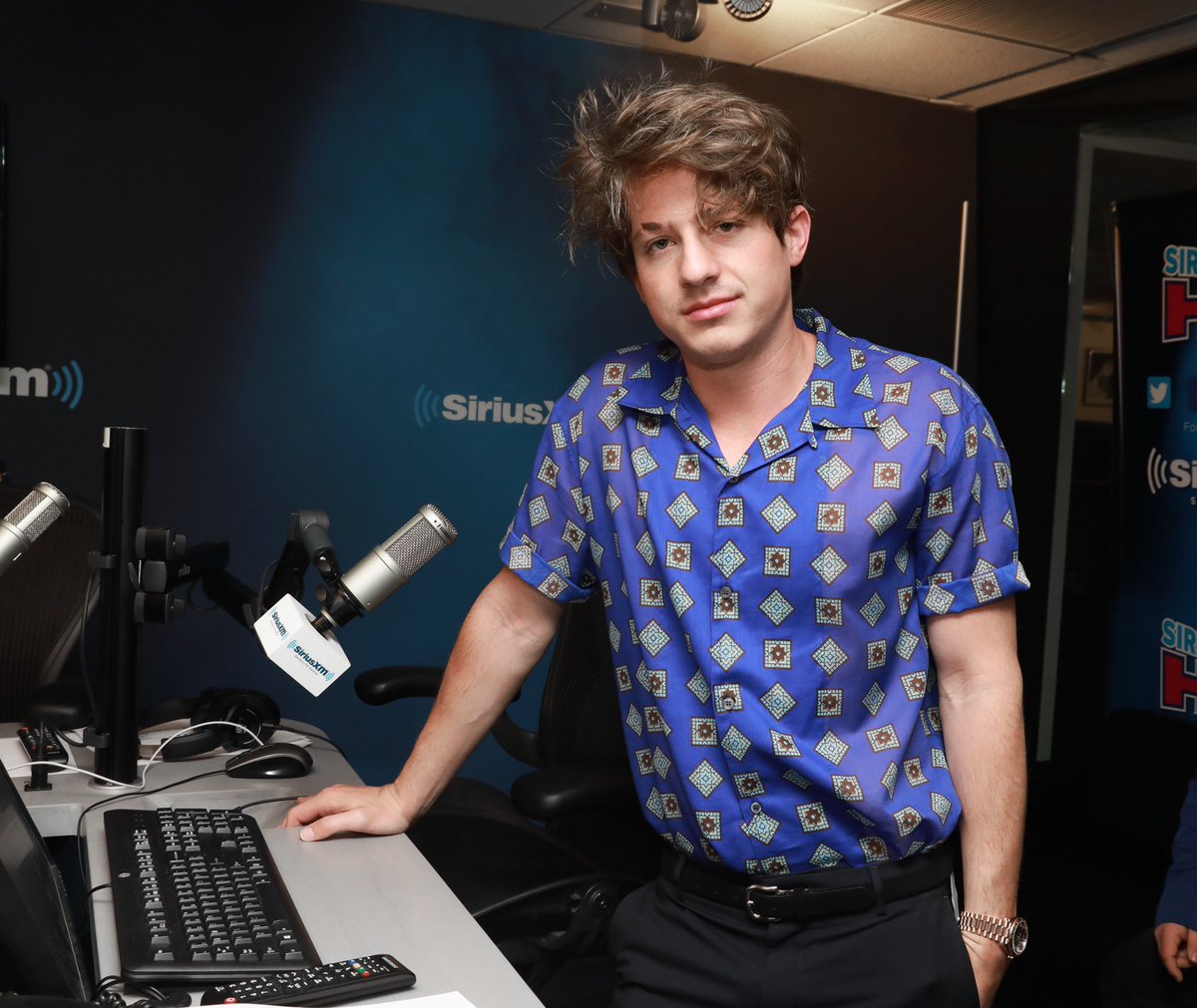 SiriusXMHits1's tweet photo. Hey @charlieputh! Congrats on the album! It's pretty darn amazing. 😊😊 #Voicenotes https://t.co/Aw5CnOryi4