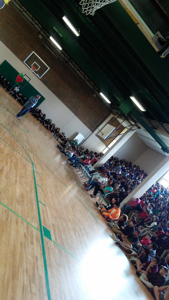 Ms_Jackson1000's tweet photo. @tylerisd @dogantylerisd #CincoDeMayo We a little late but... Lol https://t.co/4GUj86YXfE