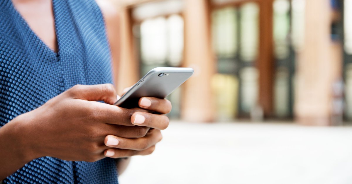 It's impossible to stay off your phone all day, but there are better times to scroll than others... huffp.st/hBESWX8