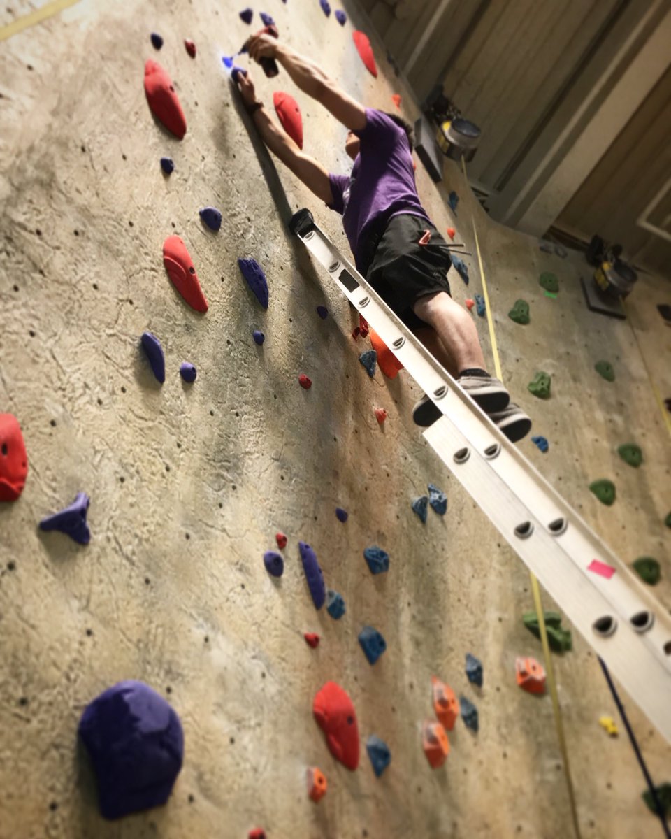 climbersrock's tweet photo. Mark, always setting you up for success...💪🏻🧗🏻‍♀️

See what we did there? 

#climbingmatters #CR #repthegecko https://t.co/hKuGXt4vK8