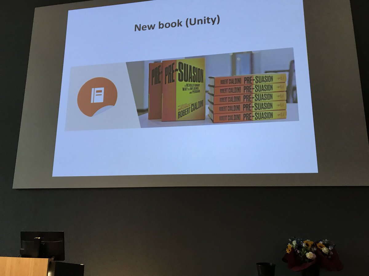 zesteerenee's tweet photo. @sinds1998 highly recommends checking out the books and principles of @RobertCialdini at @OMHE2018 “A revolutionary way to influence and persuade” - all marketeers should know this. #OnlineMarketing https://t.co/h8FkizFICm
