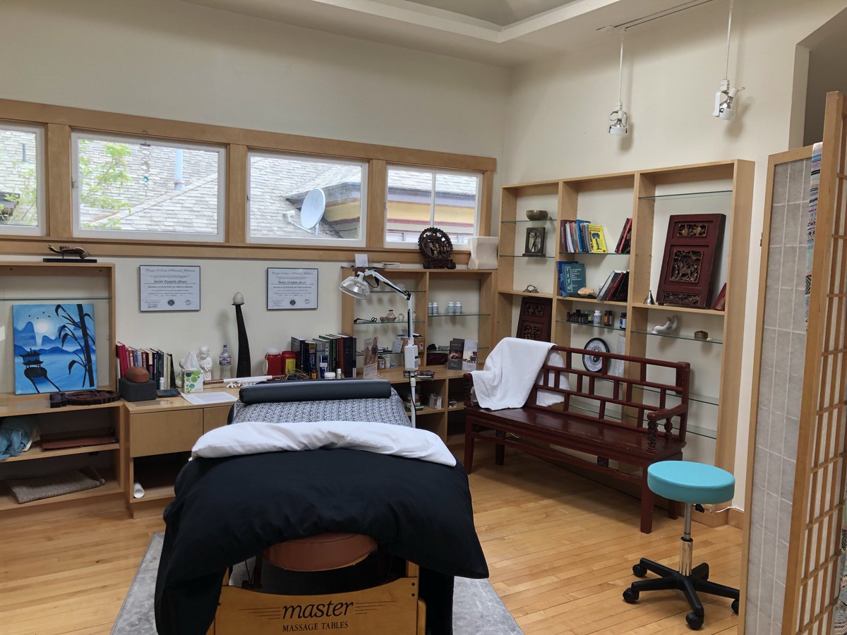 AcupunctureMen's tweet photo. Enjoy Peeing again!! We often see quick same day results with enlarged prostate symptoms. Frequent hesitant urgent urination https://t.co/hcRTcJ7GMj Acupuncture for prostate health! #prostate #acupuncture #urination #portland https://t.co/rSJYRA4gyc