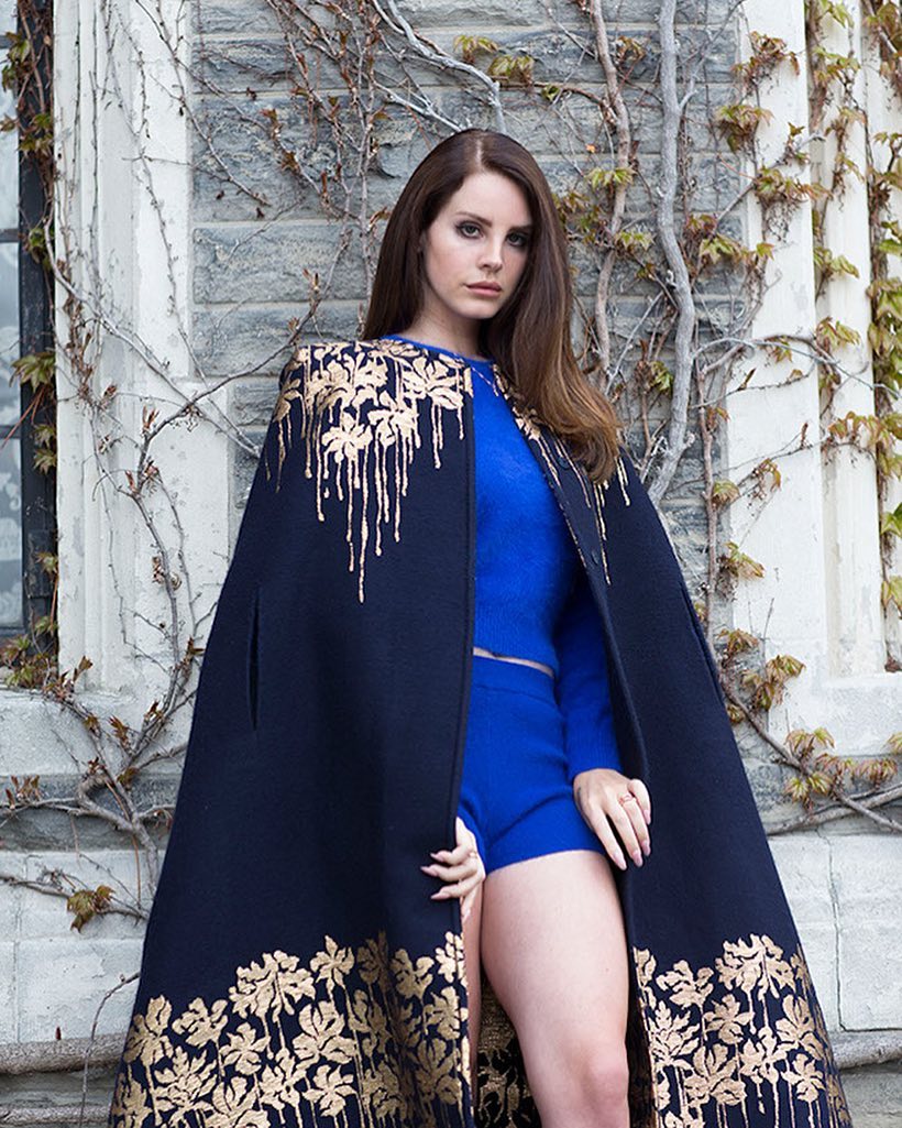 LanaDelReyWorld's tweet photo. 2014 Lana Del Rey for Fashion Magazine by Chris Nicholls 💙 https://t.co/Ab6l9BdVrN