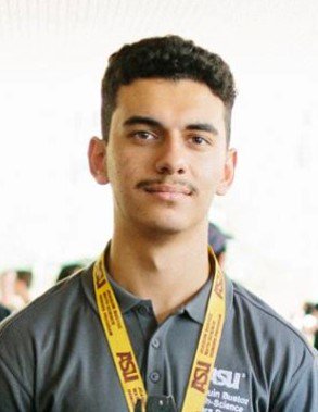 LaveenSchools's tweet photo. Congratulations to M.C. Cash alumnus Leobardo Lopez. Lopez is Fairfax's co-valedictorian and received a full-ride scholarship to @Stanford! Read more & share your alumni news with us at https://t.co/np9s6oCcqH @PhoenixUnionHS @QuestBridge #MCCash https://t.co/Yl7raCp0Wm