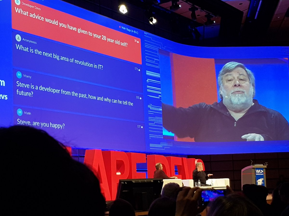 txture_io's tweet image. Last week parts of our team visited the @WeAreDevs conference in #Vienna. Lots of interesting talks, one of them by the legendary @stevewoz. Next year we&apos;ll be back for sure ;-) #WeAreDevs2018 #wearedevelopers #viennacalling
